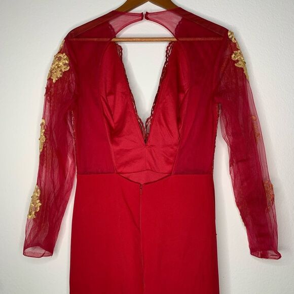 Luxurious Red and Gold Long Sleeve Gown - Picture 6 of 10